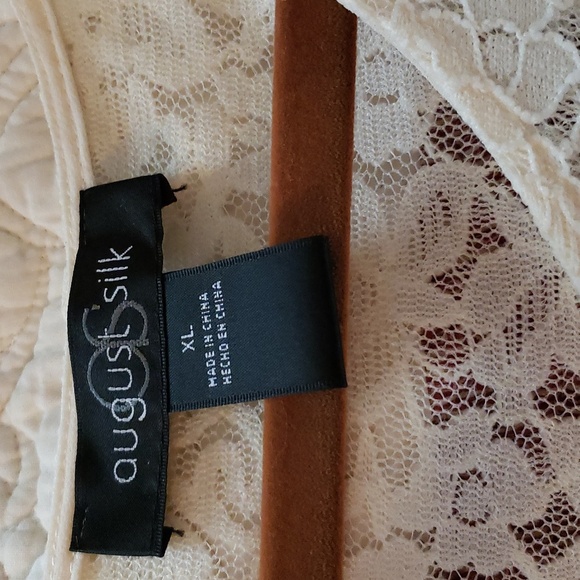 Ladies top - Picture 6 of 9